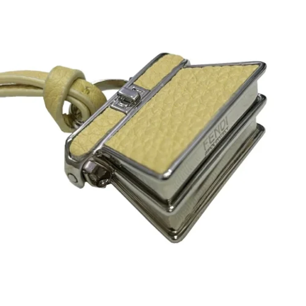 Fendi Vintage Pre-owned Leather key-holders Yellow Dames