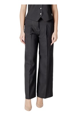 cotton-trousers-with-pockets