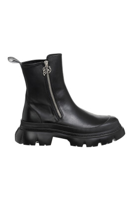 ikonik-trekka-max-ankle-boots