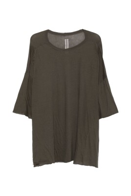 polos-et-t-shirts-verts-coupe-brut