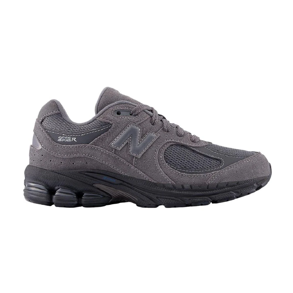 New Balance Men's Gray Sneakers, 8 Uk, 2002R Trainers