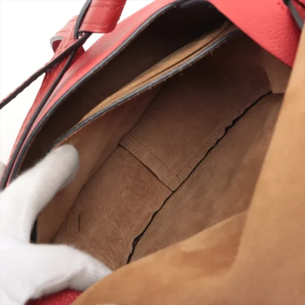 Loewe Pre-owned Leather shoulder-bags Red Dames