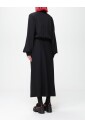 robe-midi-noire-avec-col-a
