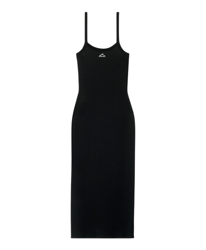 robe-noire-street-style-en-maille