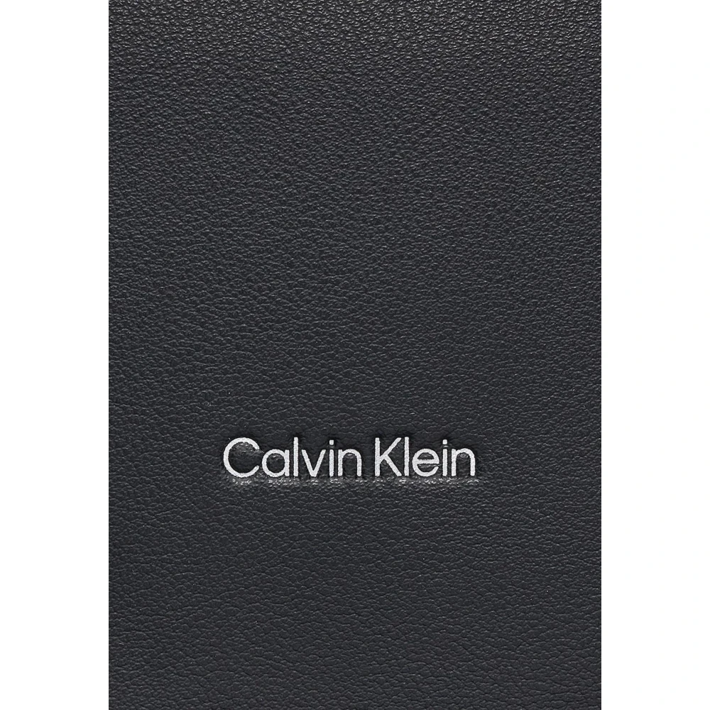 Calvin Klein Zwarte bedrukte rugzak met gespsluiting Black Dames