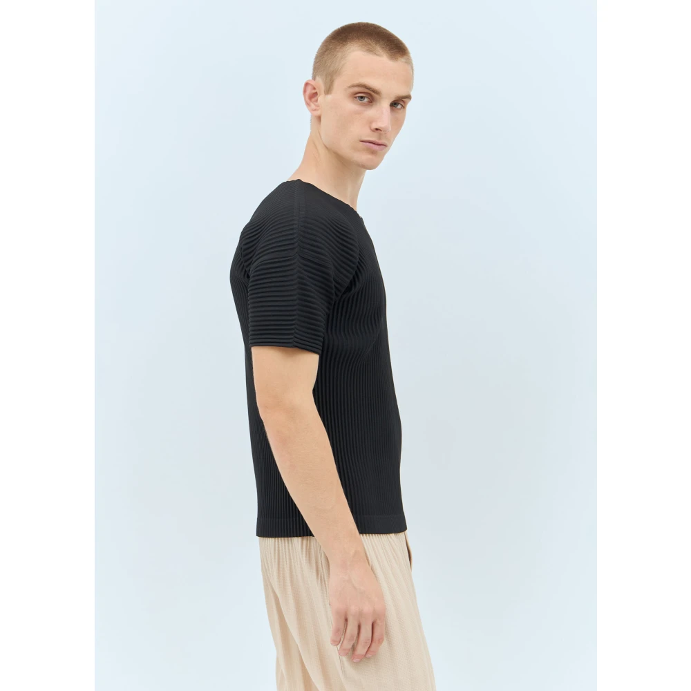 Issey Miyake Geplooide Crewneck T-shirt Black Heren
