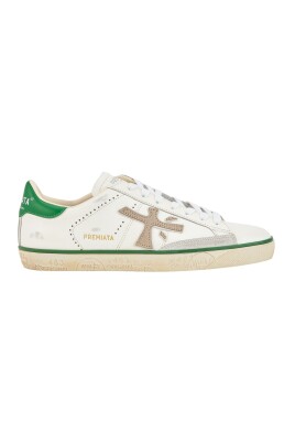 sneakers-blanches-avec-details-verts