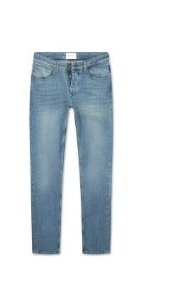 The Ryan W3006 Denim