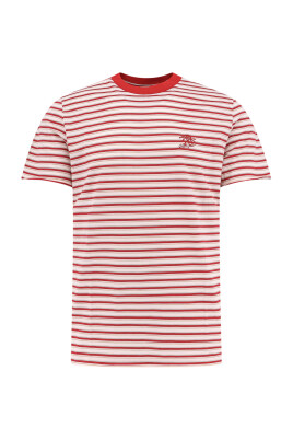 red-t-shirts-and-polos-with-iconic-stars
