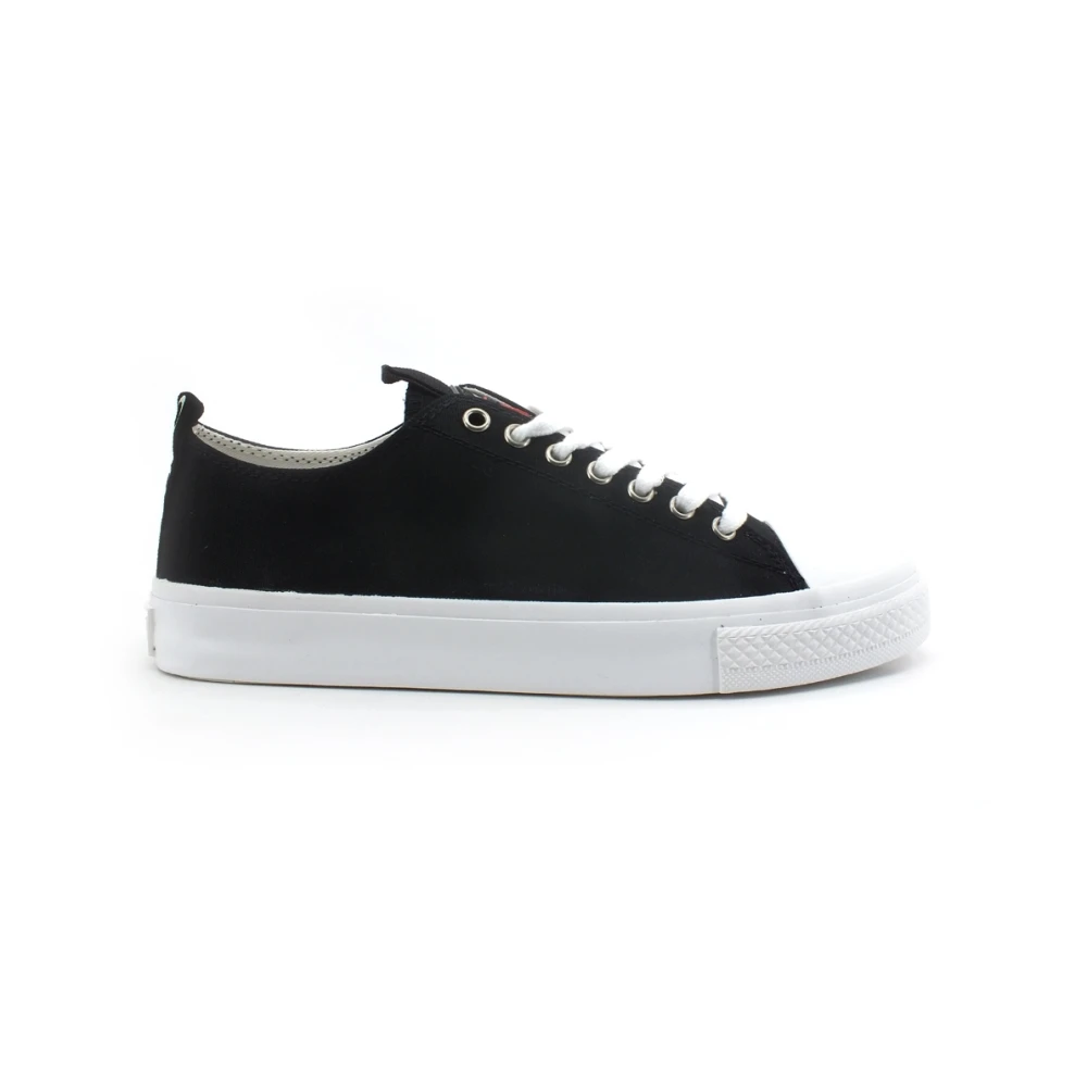 Guess - Shoes > Sneakers - Black - Guess - Modalova