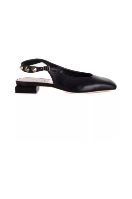 ballerina-med-oppen-hal