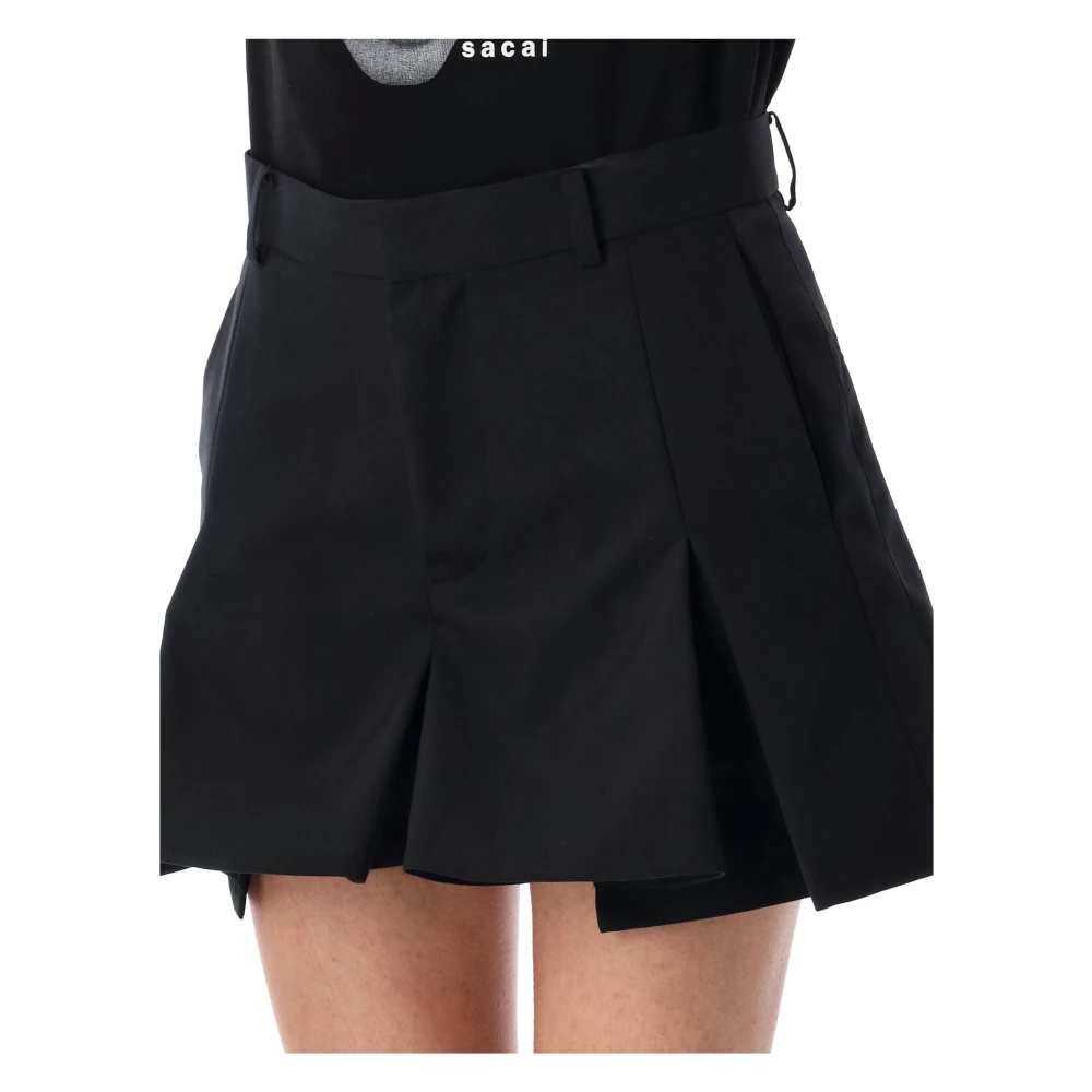 Sacai Zwarte Geplooide Shorts voor Vrouwen Black Dames