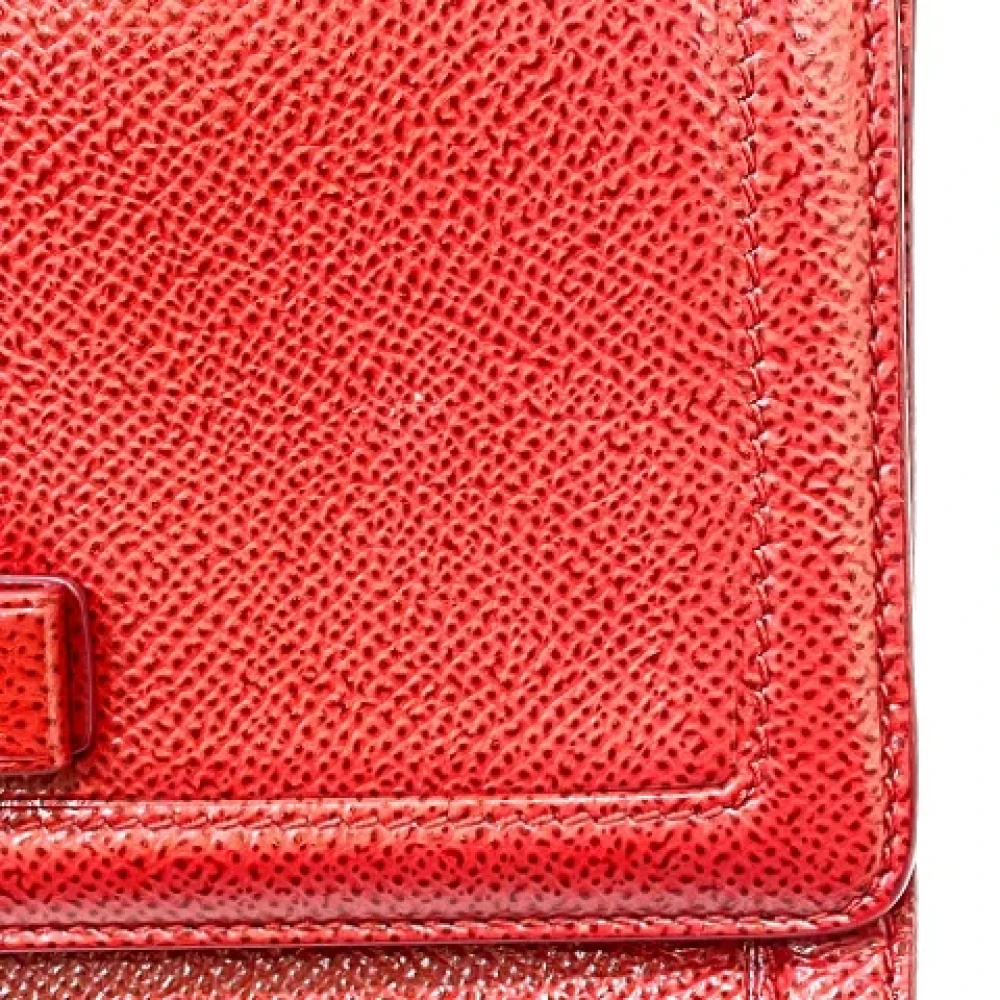 Salvatore Ferragamo Pre-owned Leather shoulder-bags Red Dames