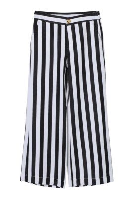 white-girl-pants-certified-product