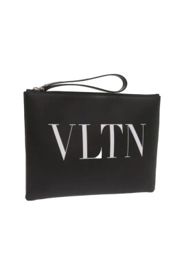 pre-owned-leather-clutches