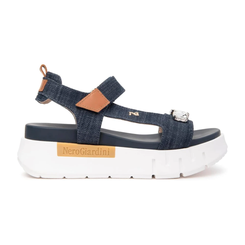 Shoes > Sandals > Flat Sandals - - Nerogiardini - Modalova