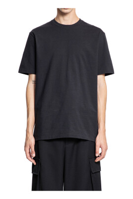 black-graphic-logo-print-tee