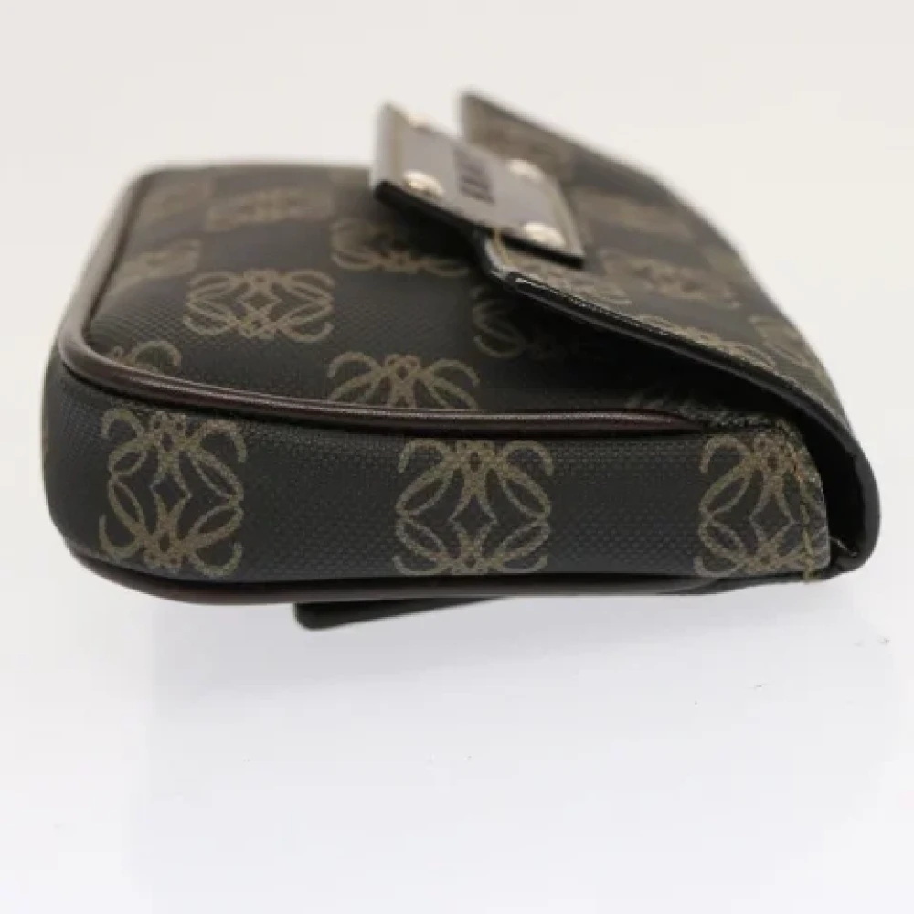 Loewe Pre-owned Fabric clutches Black Dames