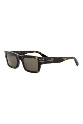 stylish-sunglasses-for-every-outfit