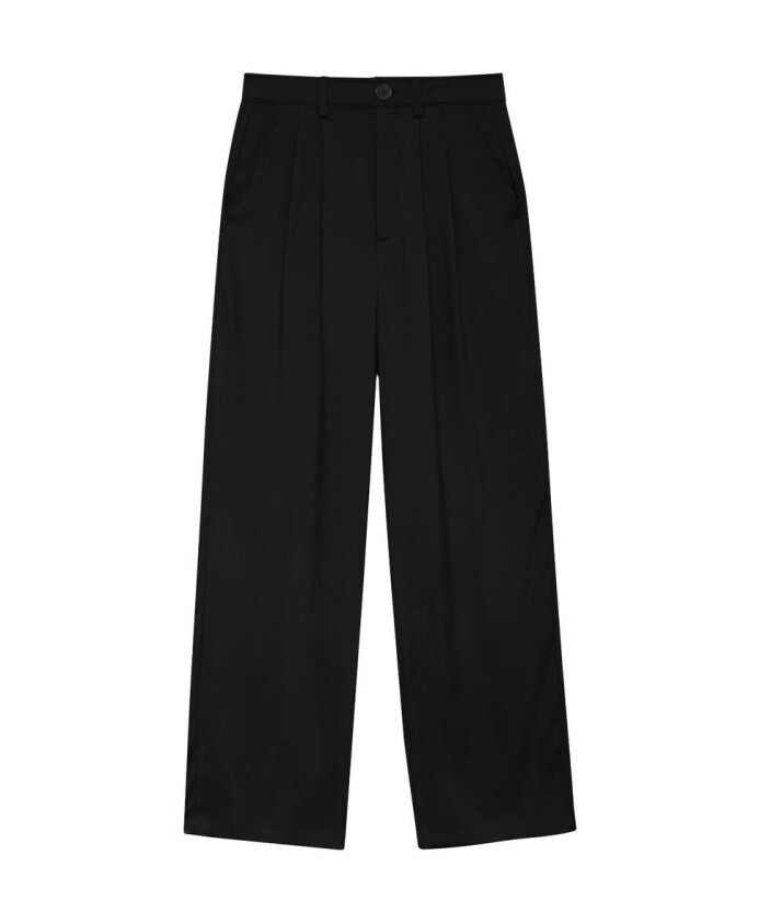 pantalon-noir-en-soie-tailleur-jambe-droite