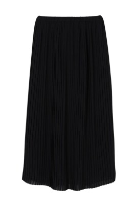 black-tulle-skirt-elastic-waistband