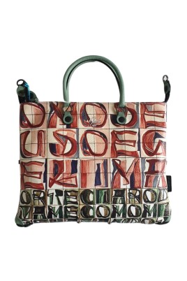 convertible-travel-print-leather-bag