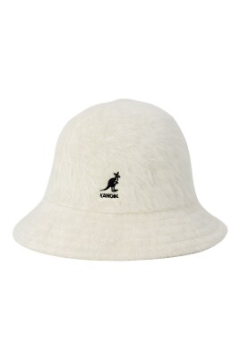 kangol-women-s-cap-in-white