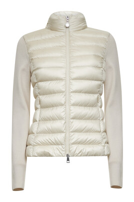 pull-beige-avec-fermeture-eclair