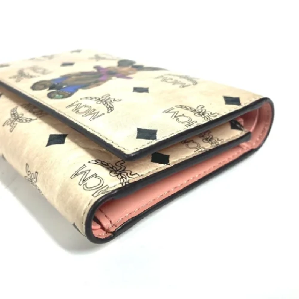 MCM Pre-owned Leather wallets Beige Dames