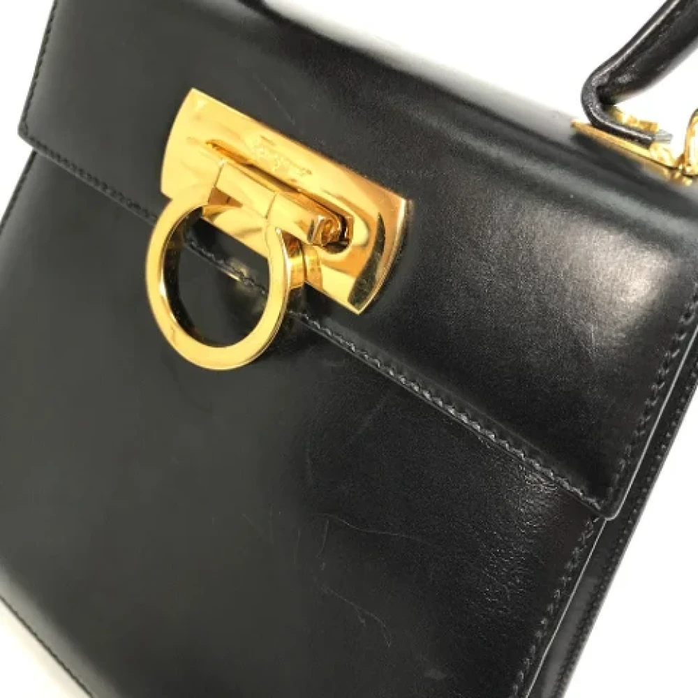Salvatore Ferragamo Pre-owned Leather handbags Black Dames