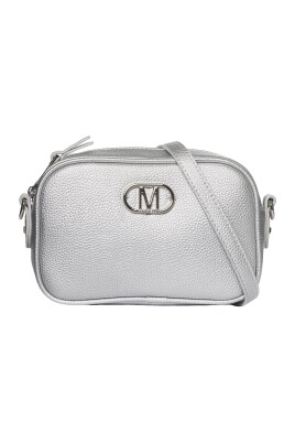 sac-bandouliere-argent-avec-logo-metallique