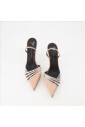 escarpins-pointus-a-enfiler-avec-strass