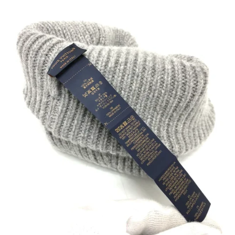 Louis Vuitton Vintage Pre-owned Fabric hats Gray Dames