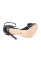 jordyn-platform-sandaal-met-letters
