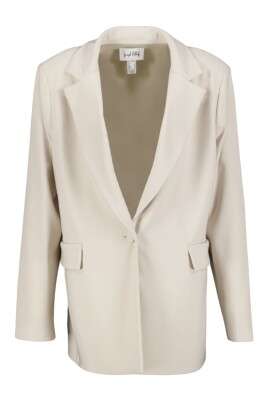 beige-blazer