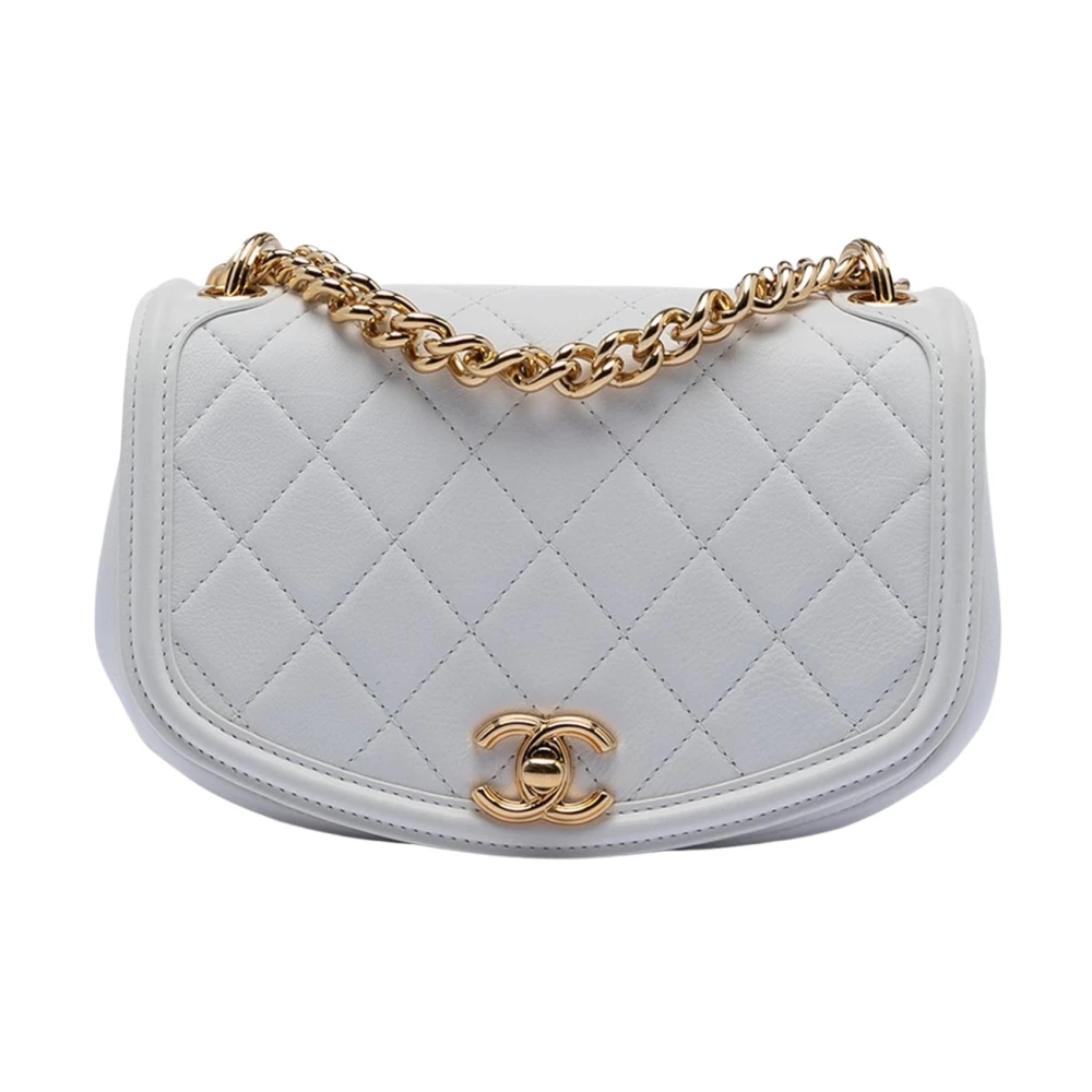 Chanel Vintage Women's White Pre-Owned Chain Detailed Flap Bag