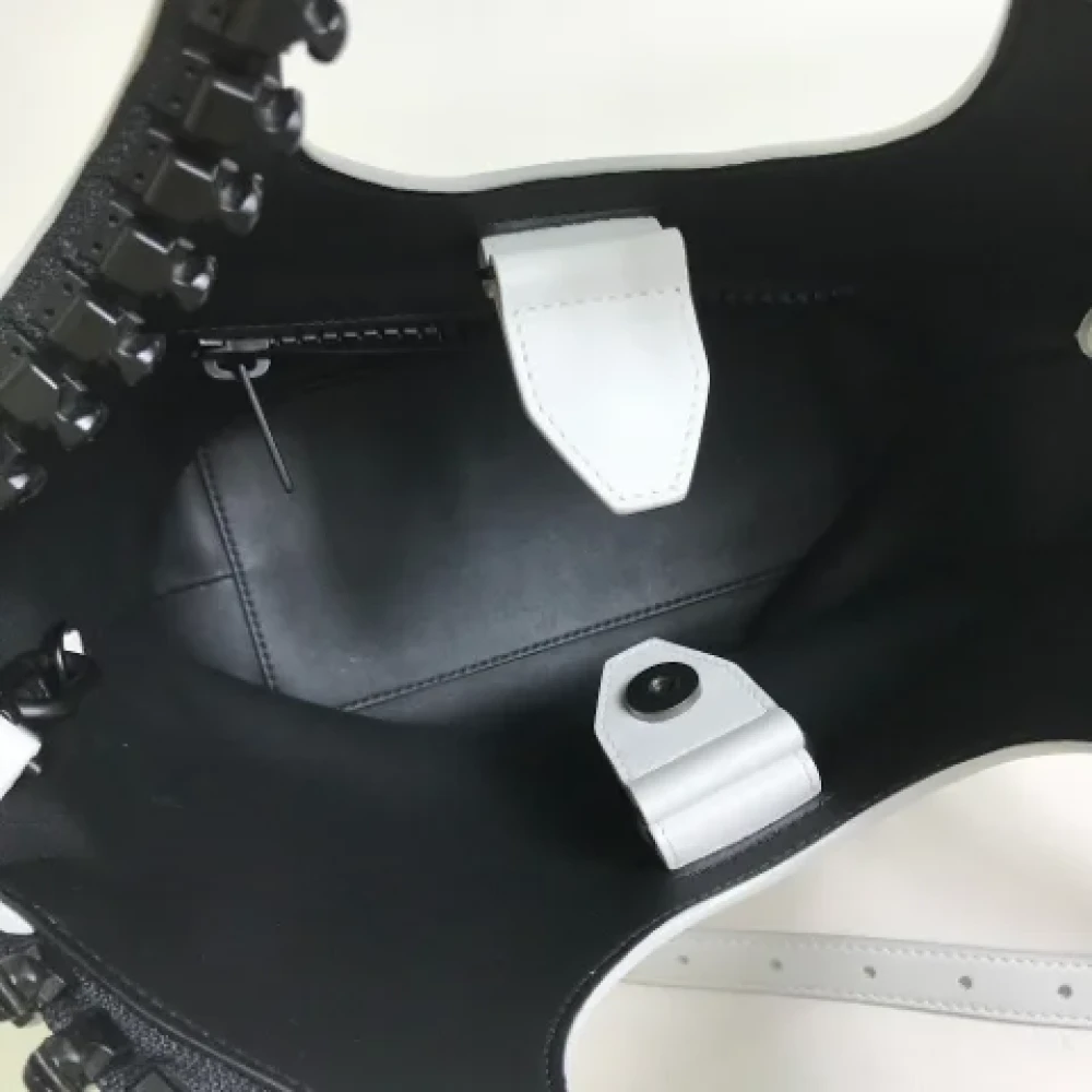 Balenciaga Vintage Pre-owned Leather handbags White Dames