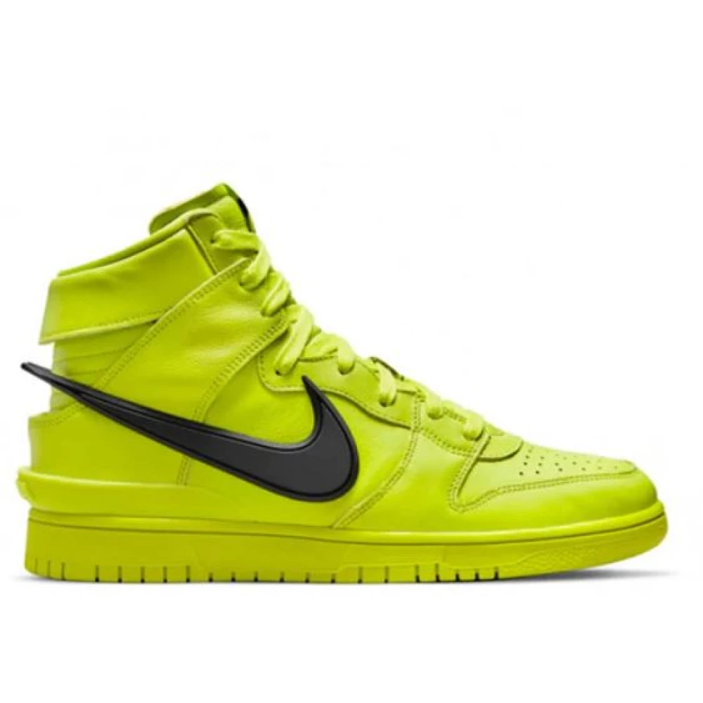 Nike Uomo Giallo Sport, 38 1/2 Eu, New,