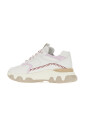 sneakers-en-cuir-pour-un-style-elegant