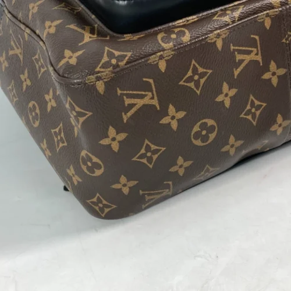 Louis Vuitton Vintage Pre-owned Fabric shoulder-bags Brown Heren