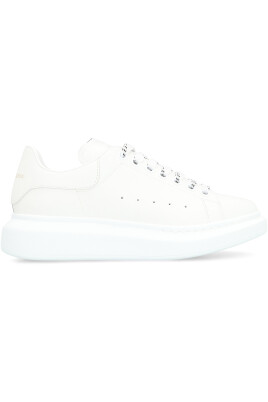 chunky-leather-sneakers-with-extra-laces