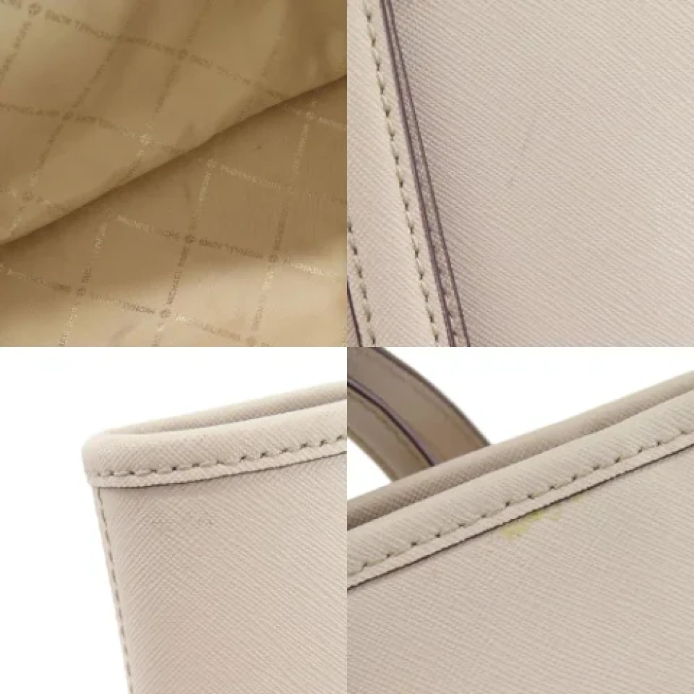 Michael Kors Pre-owned Canvas totes White Dames