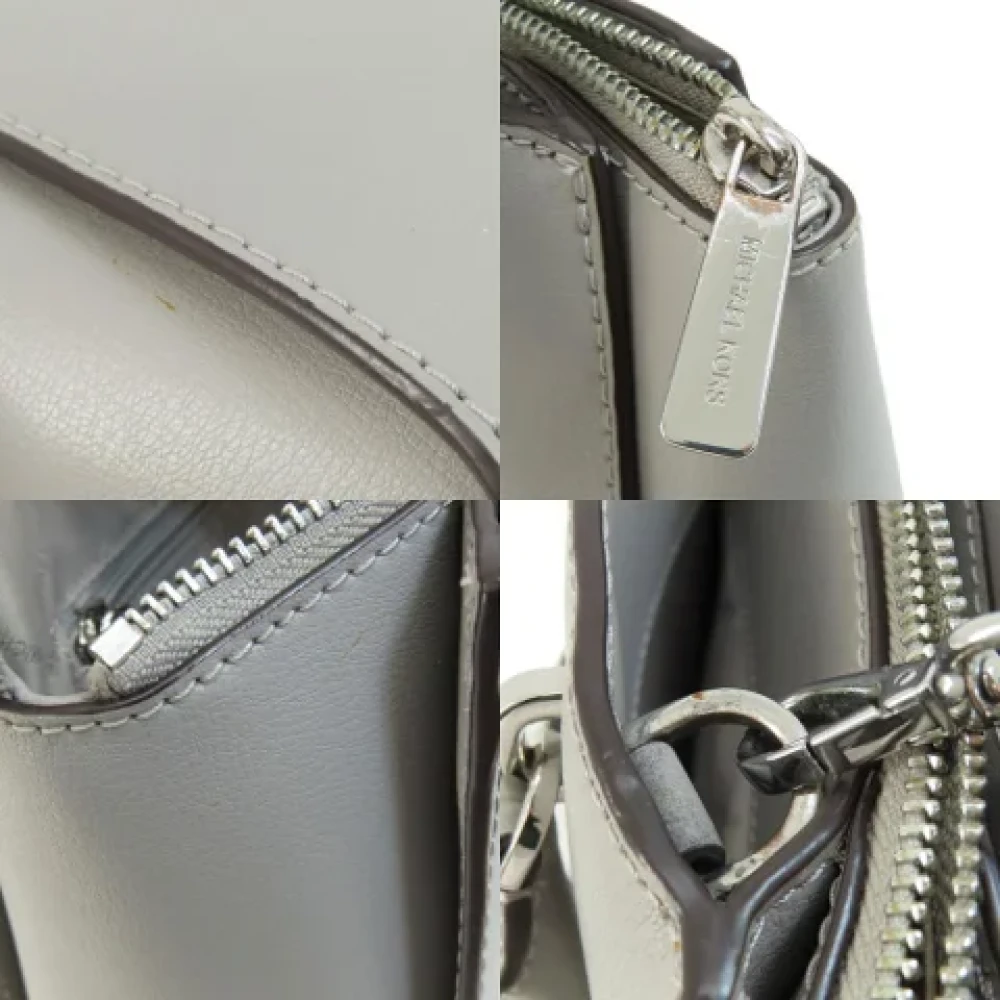 Michael Kors Pre-owned Plastic handbags Gray Dames