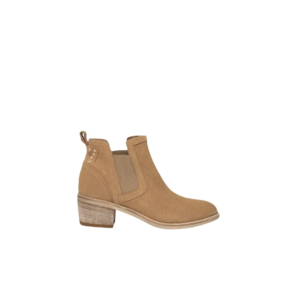 Shoes > Boots > Chelsea Boots - - Nerogiardini - Modalova