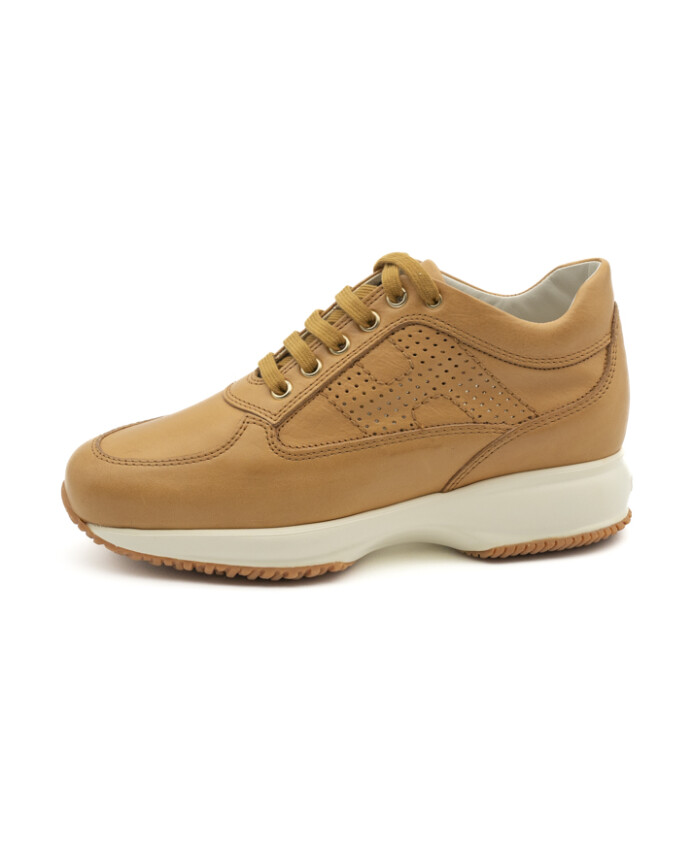 sneakers-interactive-ss24