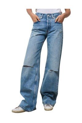jean-denim-jambe-droite-clair