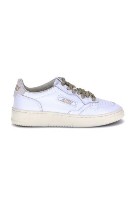 sneakers-en-cuir-perfore-avec-logo
