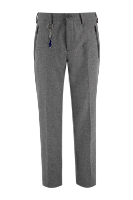 pantalon-elegant-en-laine-pour-le-confort