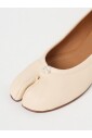 ballerines-plates-en-cuir-noir