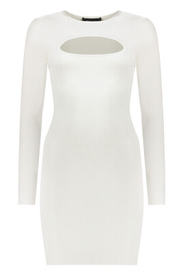 mini-robe-cotelee-a-decoupe